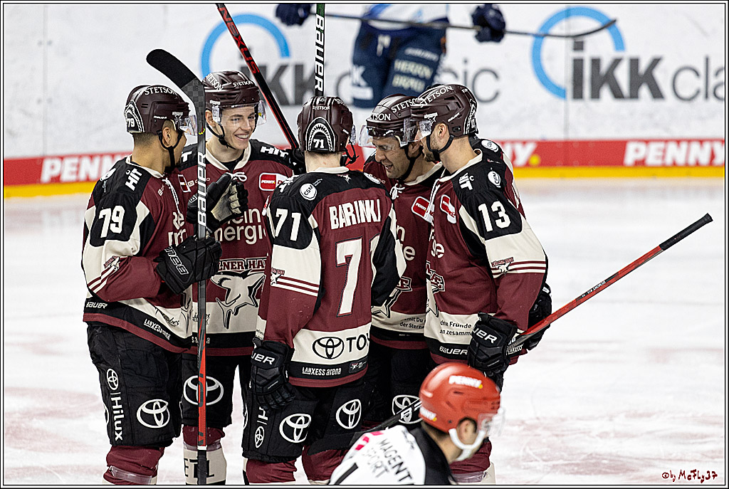 PENNY DEL;  Koelner Haie - ERC Ingolstadt; Koeln, 01.04.2021